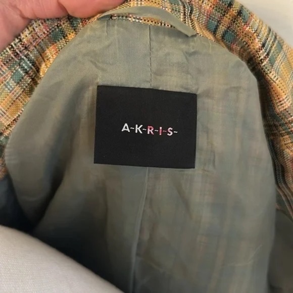 AKRIS Size 6 Green, cream, brown Plaid Silk Cropped Belted Blazer - Picture 7 of 10